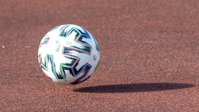 球中并非孤 球中并非孤